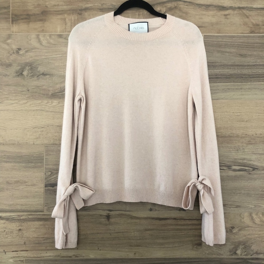 Alexis Wool/Cashmere Blend Cream Tie Cuff Sweater Size M